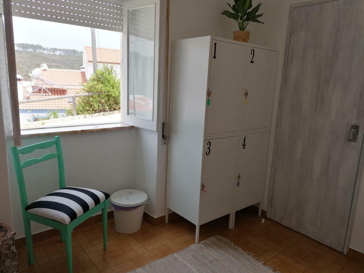 Carlo'S Beach Guest House Praia de Odeceixe Esterno foto